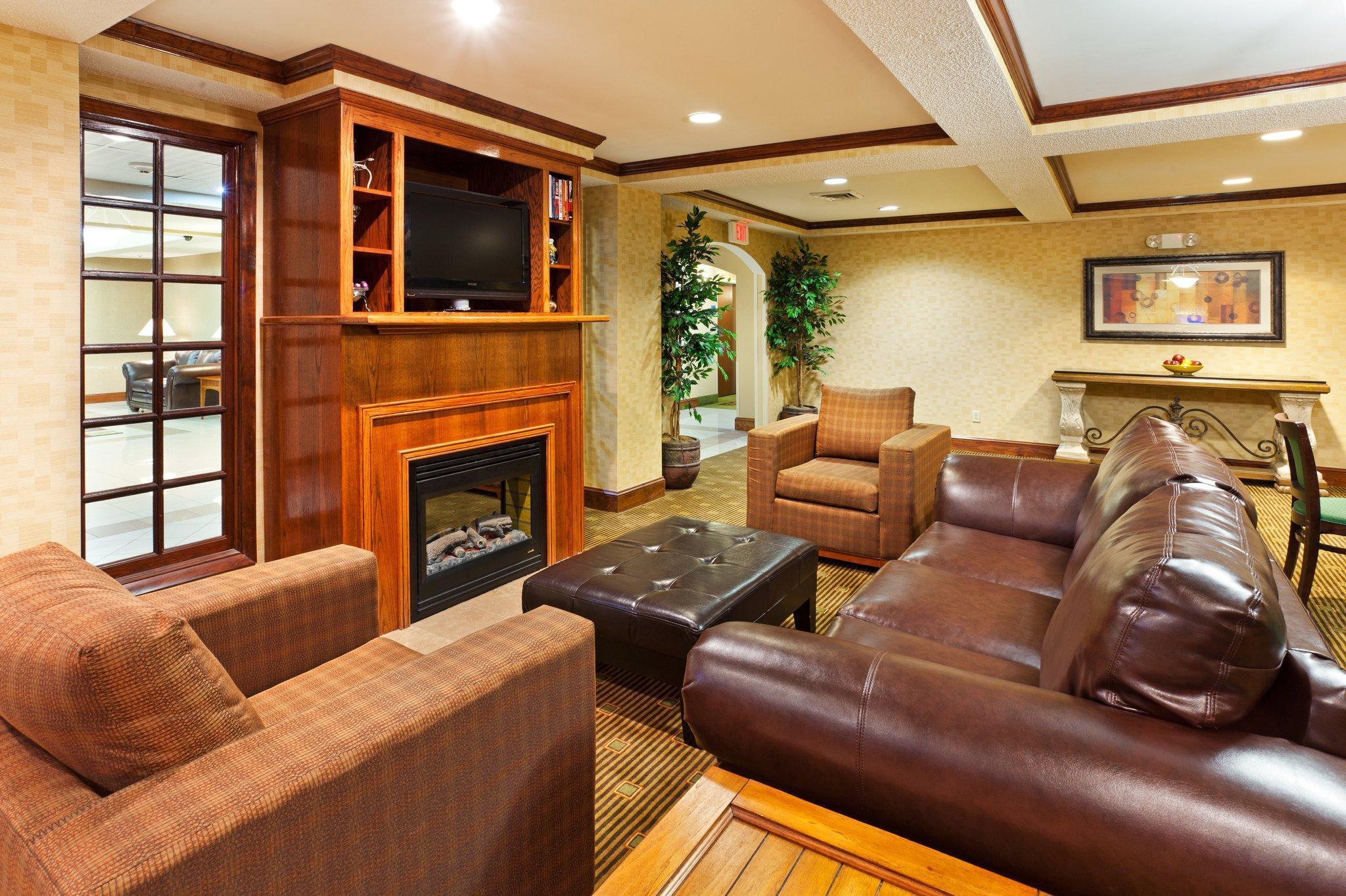 Express & By Ihg 3* Reidsville