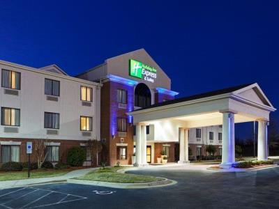 Express & By Ihg 3* Reidsville